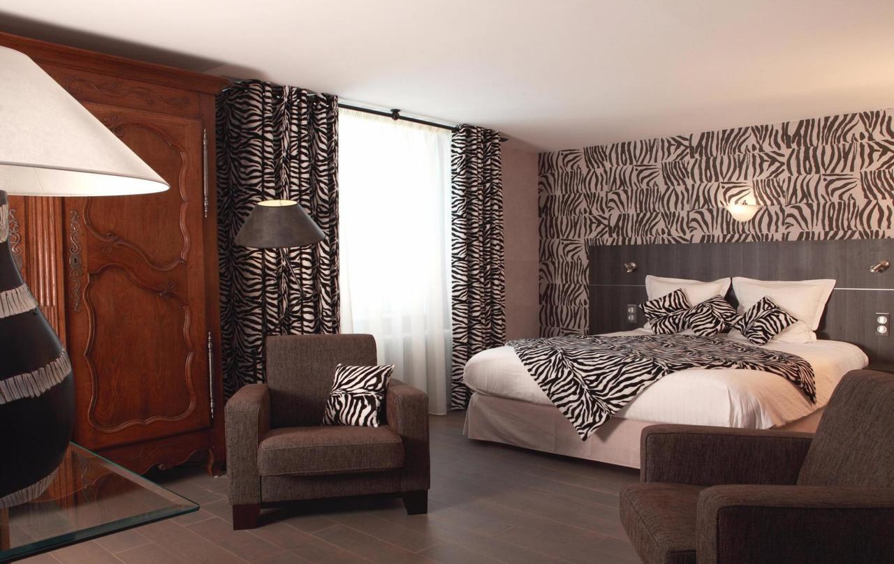 Hotel Logis Burnel Et La Cle Des Champs Rouvres-en-Xaintois Esterno foto